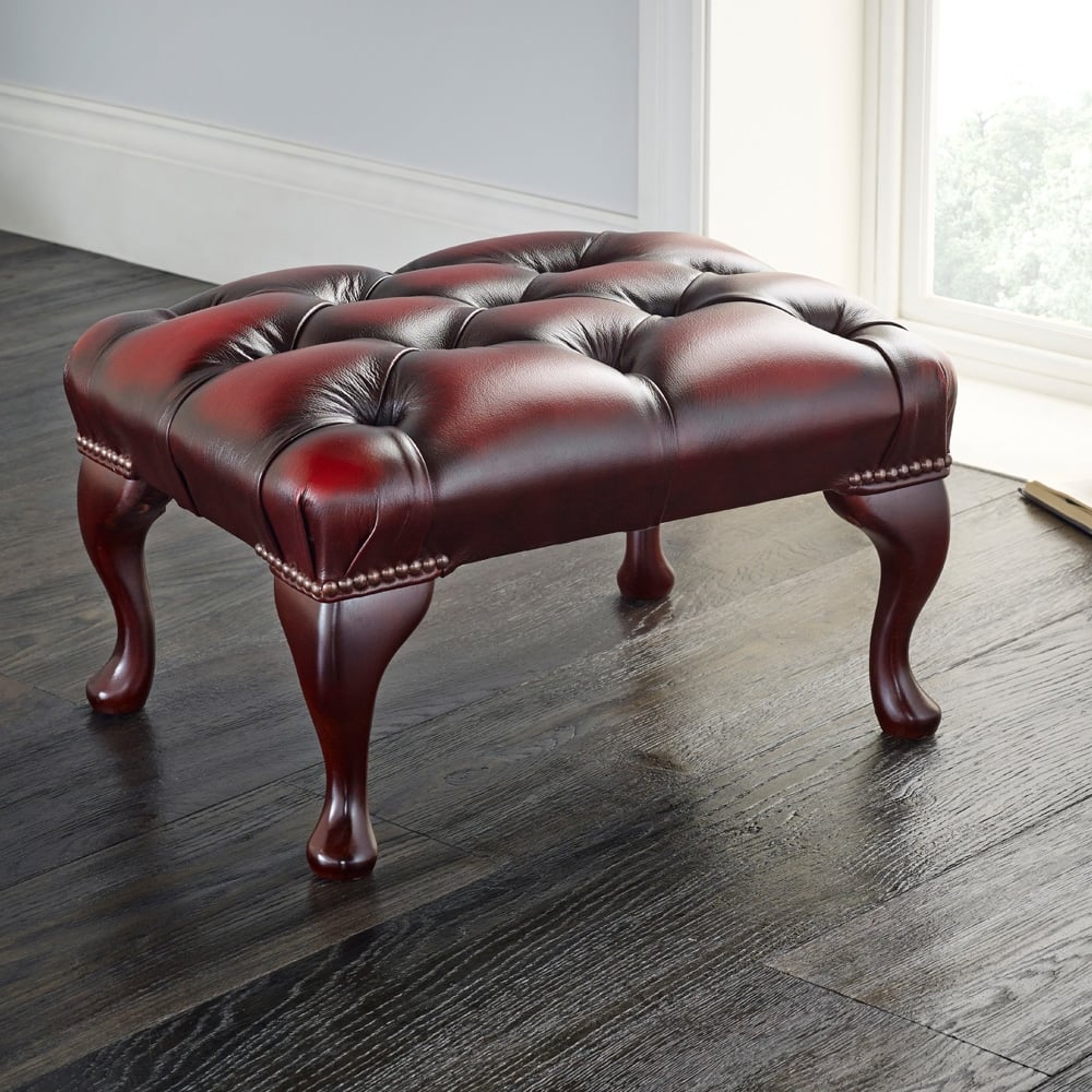 FOOTSTOOL QUEEN ANNE i gruppen Chesterfield / Engelska Mbler hos HolyHome (1QA-ARED)