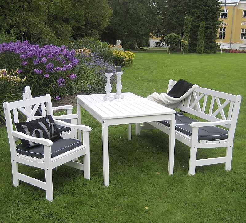 Getterön set - klassisk vit trädgårdsgrupp i gruppen UTEMÖBLER / Vita Trädgårdsmöbler hos HolyHome (500190-6)