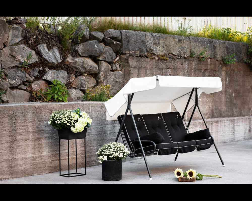 Suvi Hammock - svarta dynor