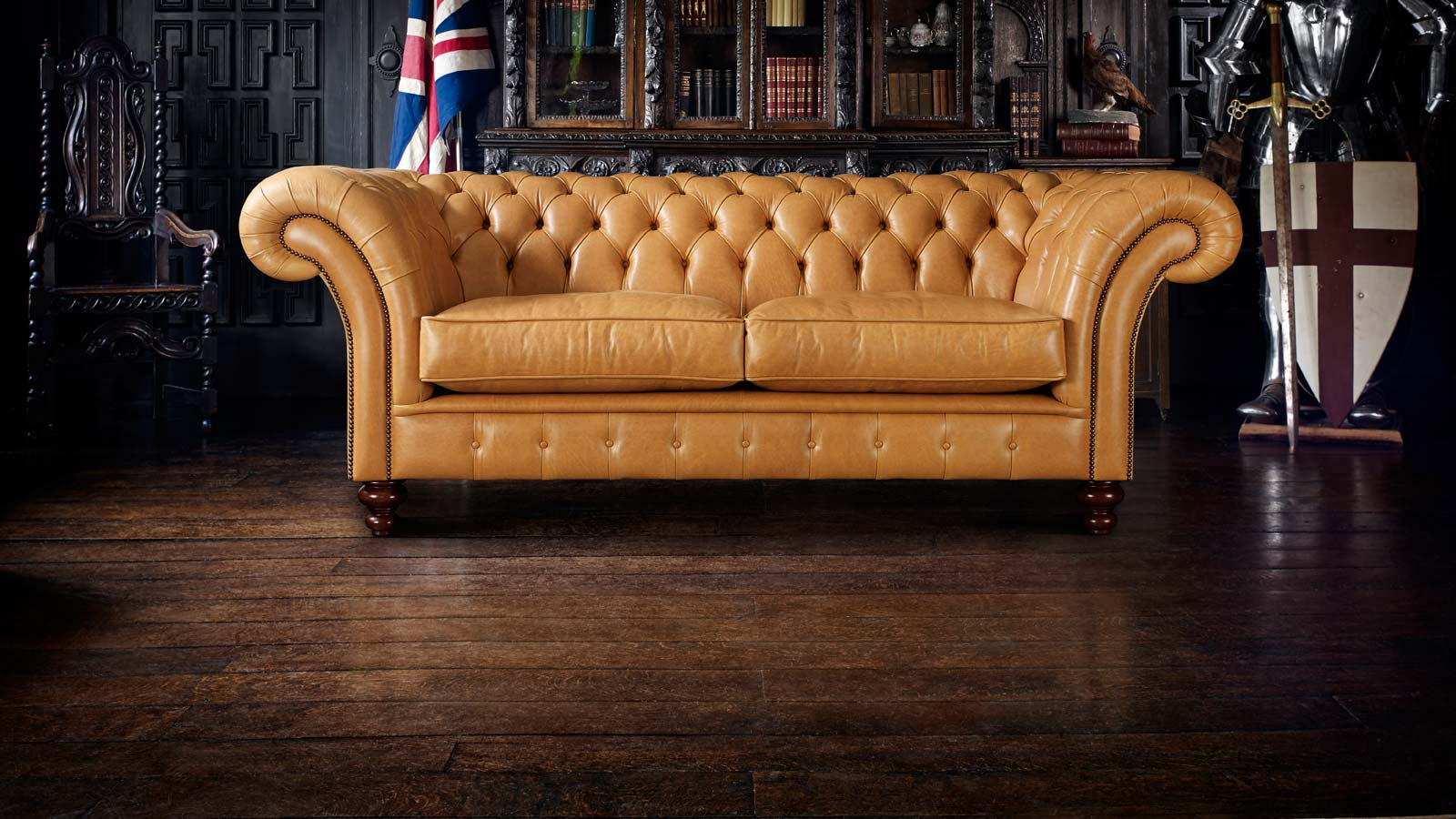 WORDSWORTH CHESTERFIELD 3-SITS OLD ENGLISH SADDLE